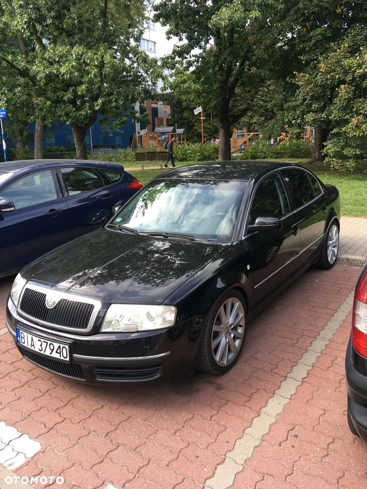 Skoda Superb 2.8 V6 Elegance - 3