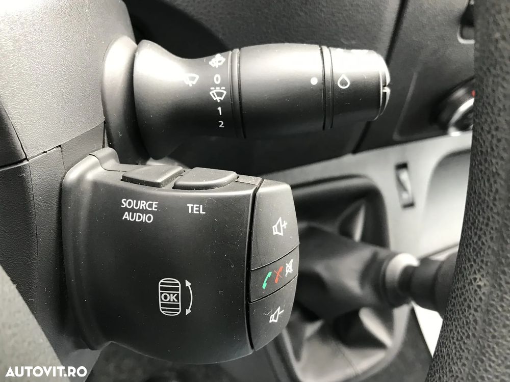 Nissan INTERSTAR / NV400 / MASTER / MOVANO - 19