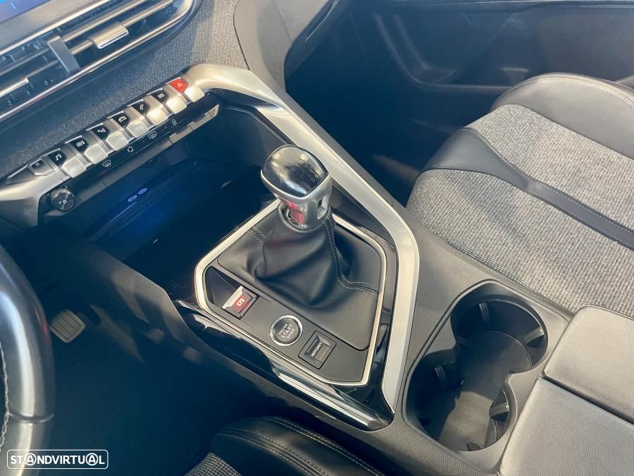 Peugeot 3008 1.2 PureTech Allure Pack - 14