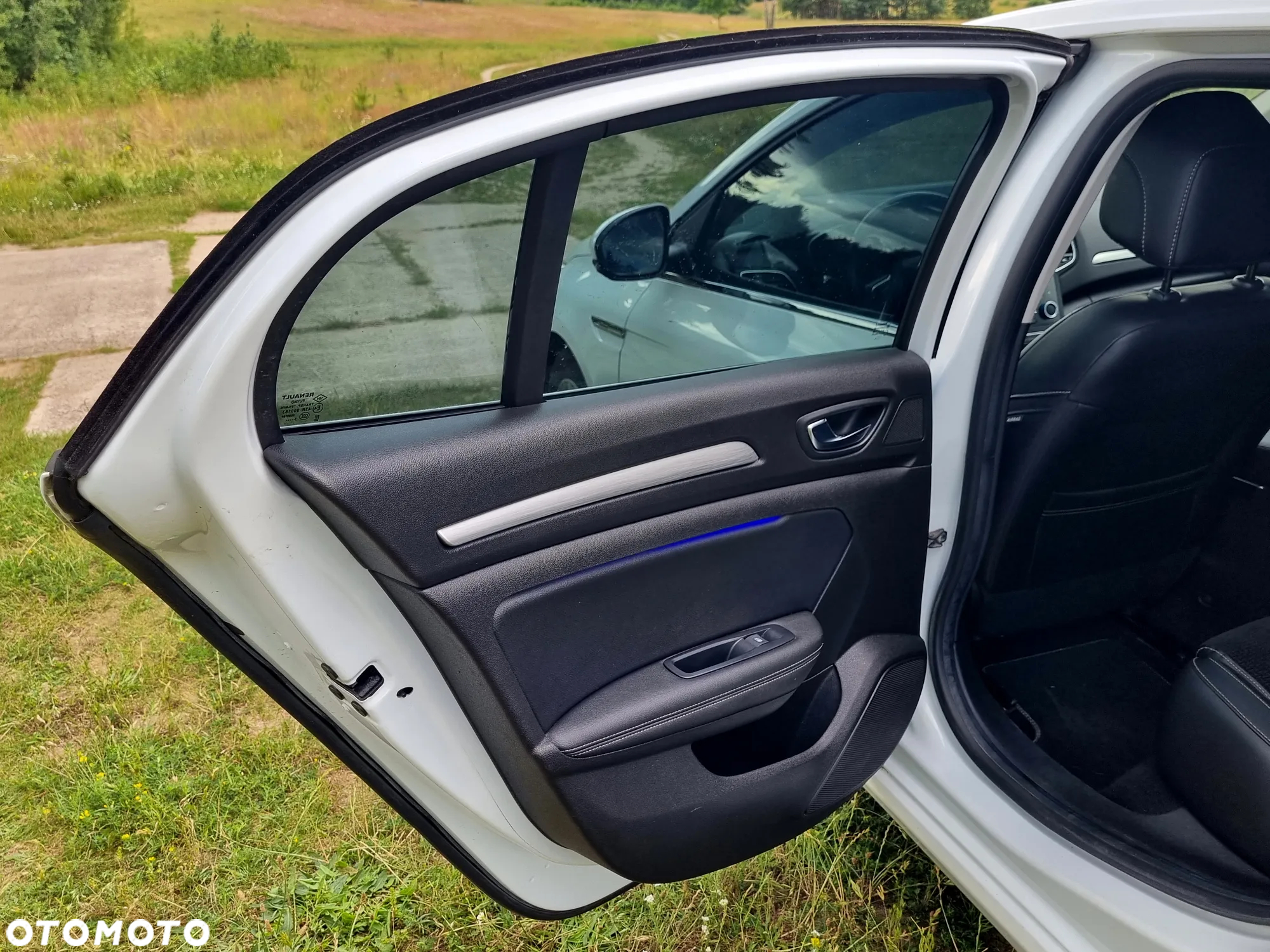 Renault Megane 1.6 SCe Intens - 27