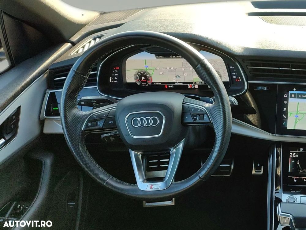 Audi Q8 - 14
