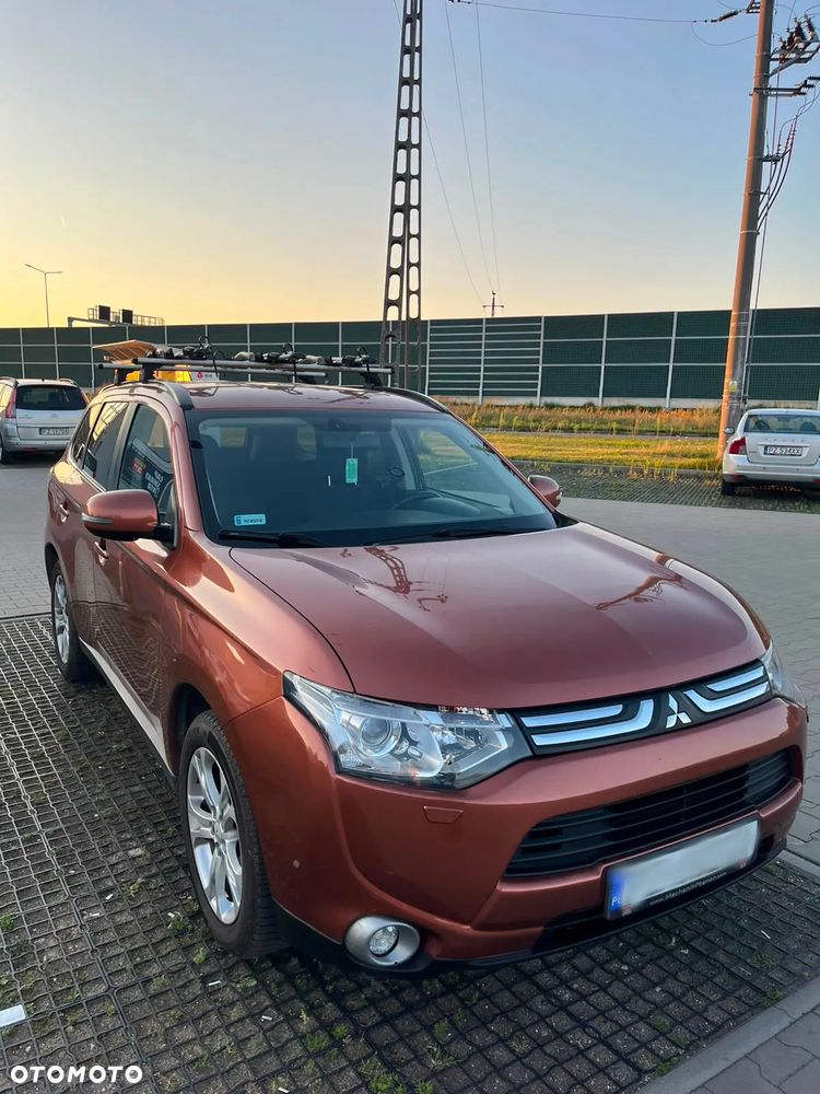 Mitsubishi Outlander 2.2 DID Intense - 1