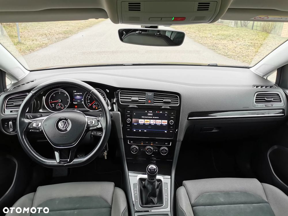 Volkswagen Golf 1.6 TDI BMT Highline - 9