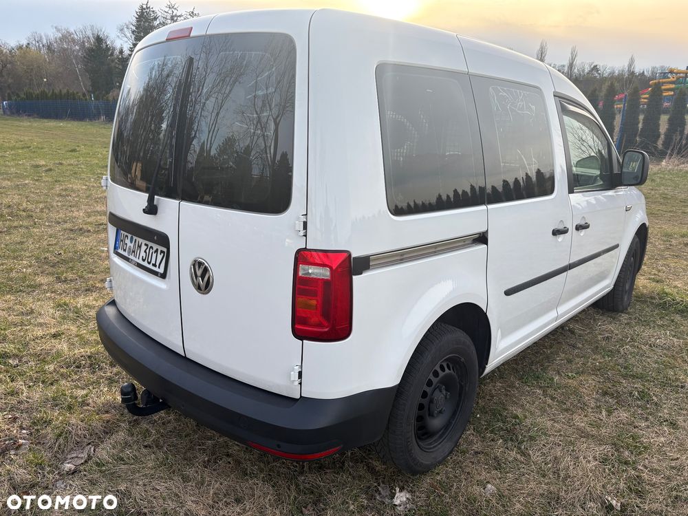 Volkswagen Caddy - 4