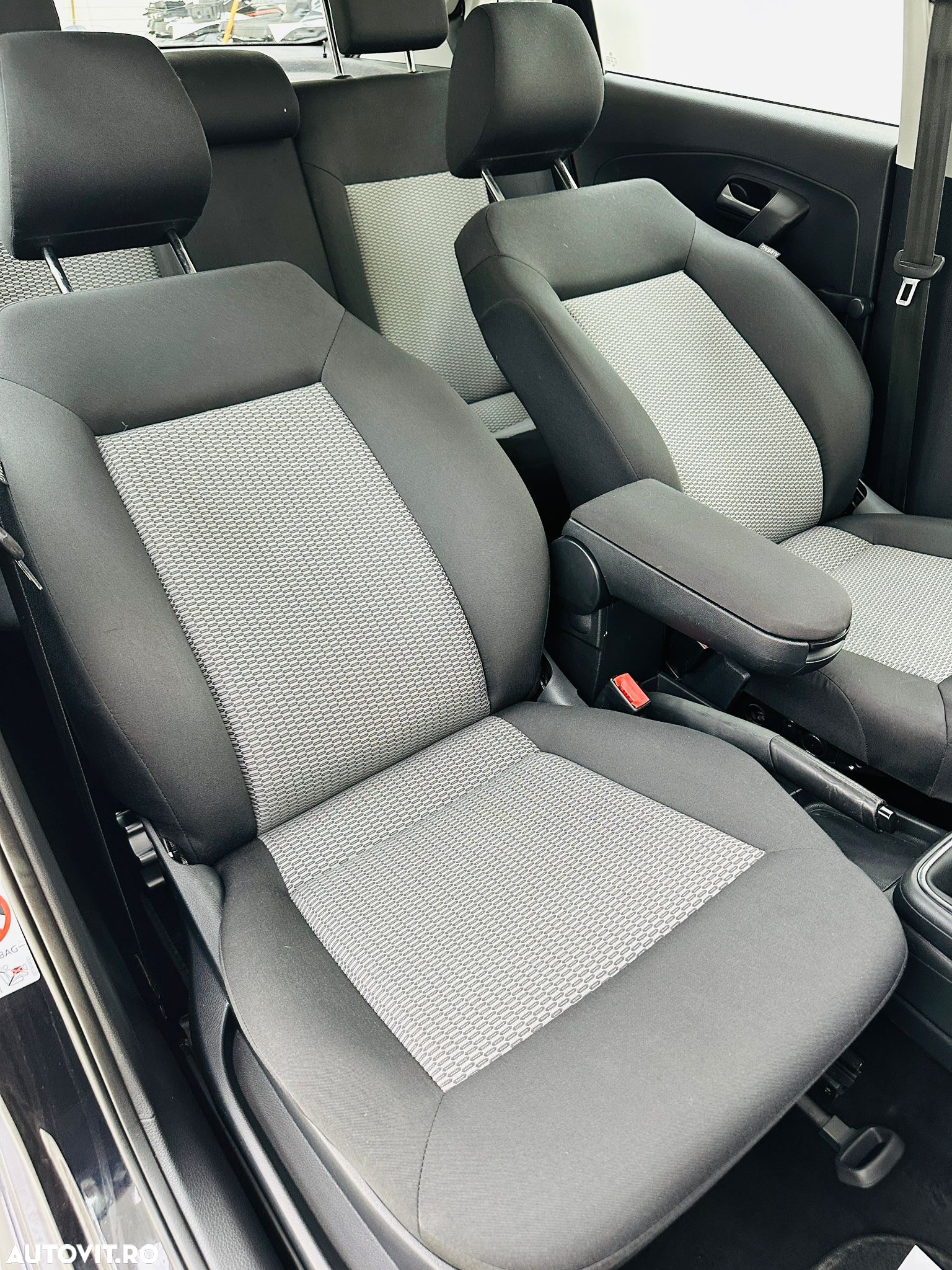 Volkswagen Polo - 26