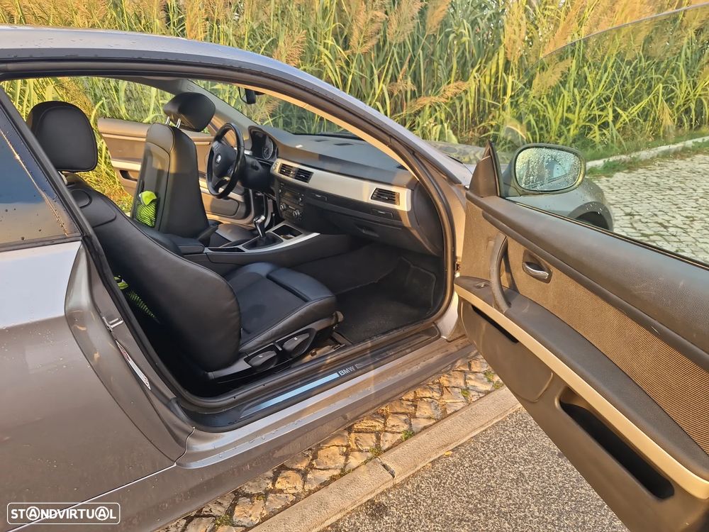 BMW 320 d Coupe - 13