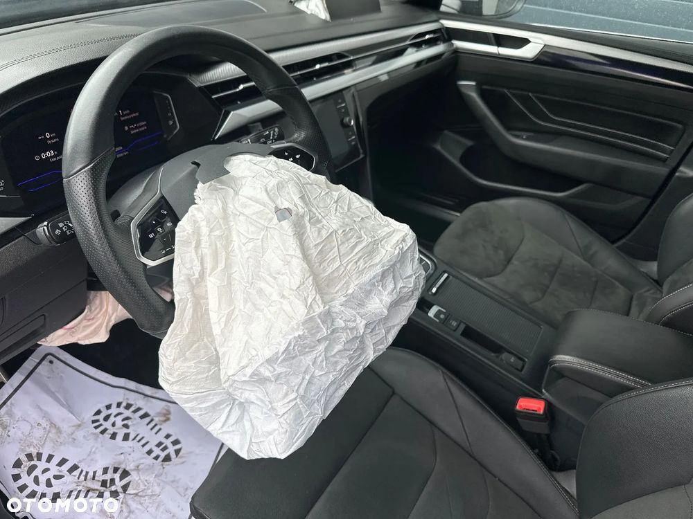 Volkswagen Arteon 2.0 TSI Essence DSG - 26
