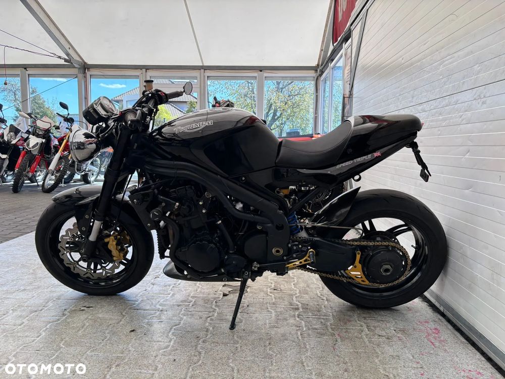 Triumph Speed Triple - 16