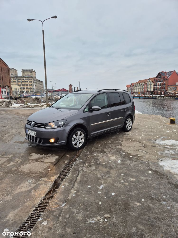 Volkswagen Touran - 6