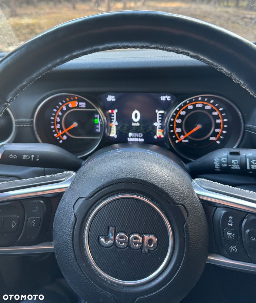 Jeep Wrangler Unlimited GME 2.0 Turbo Sahara - 11