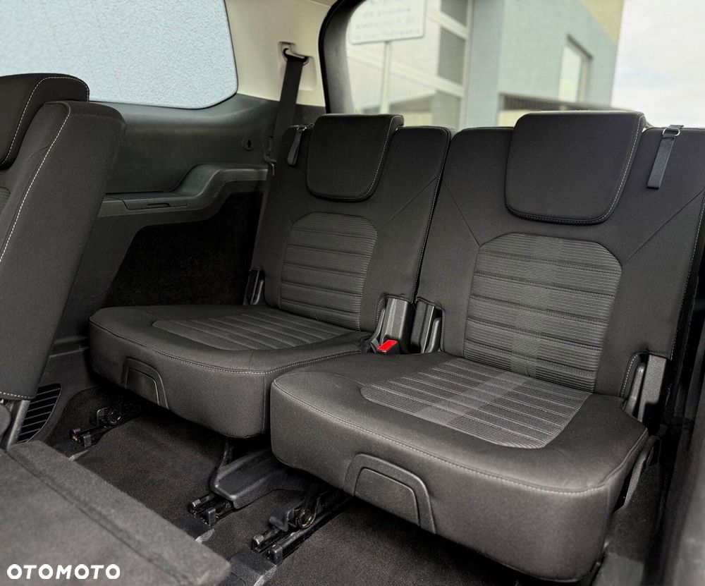 Ford Galaxy - 13