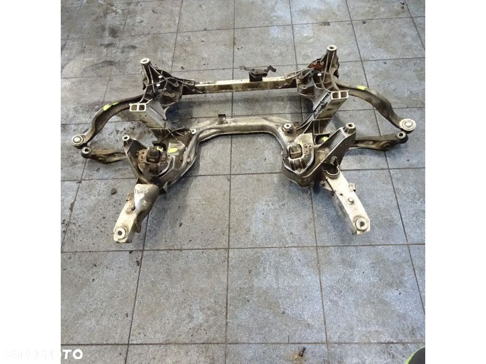 BMW 7 F01 F02 4.4 V8 TRAWERS SANKI WAHACZE - 3