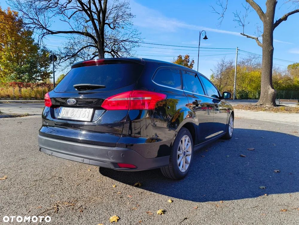 Ford Focus 1.5 TDCi Titanium ASS - 4