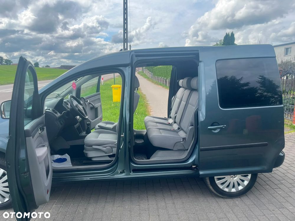 Volkswagen Caddy Life - 32