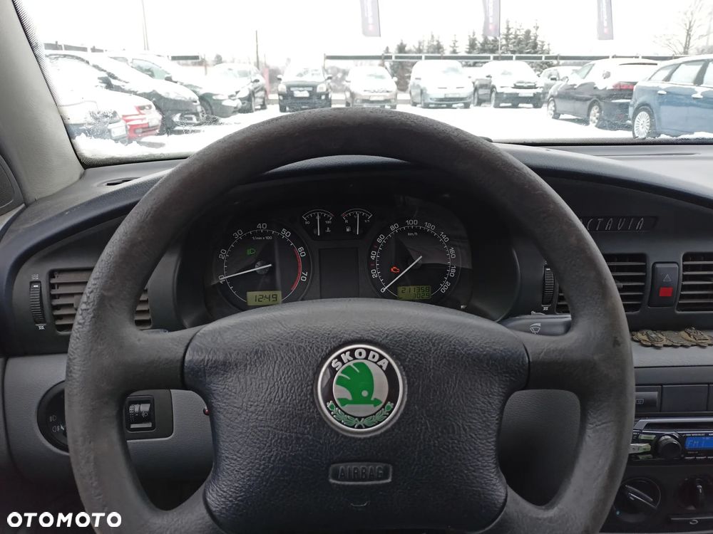 Skoda Octavia 1.4 Nature - 7