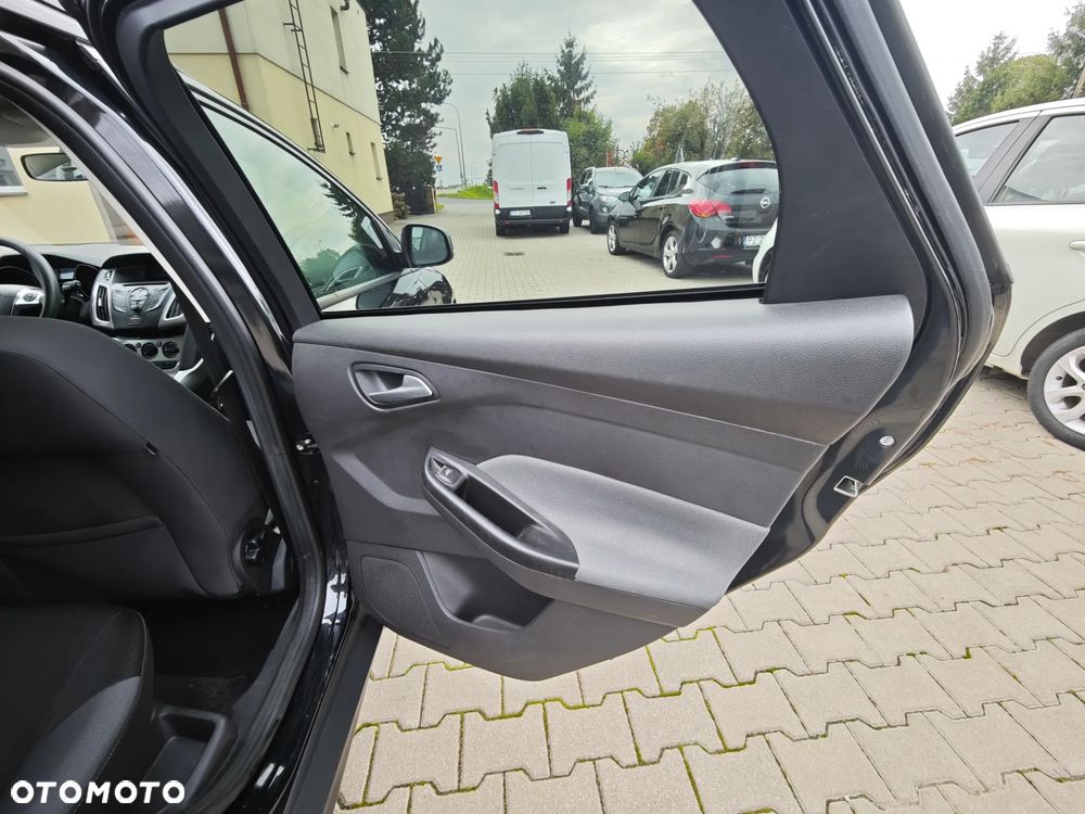 Ford Focus 1.0 EcoBoost Start-Stopp-System TREND - 18