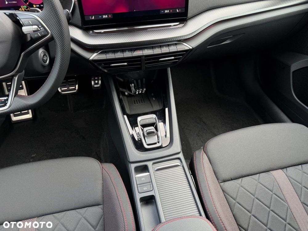 Skoda Octavia 2.0 TSI RS DSG - 19