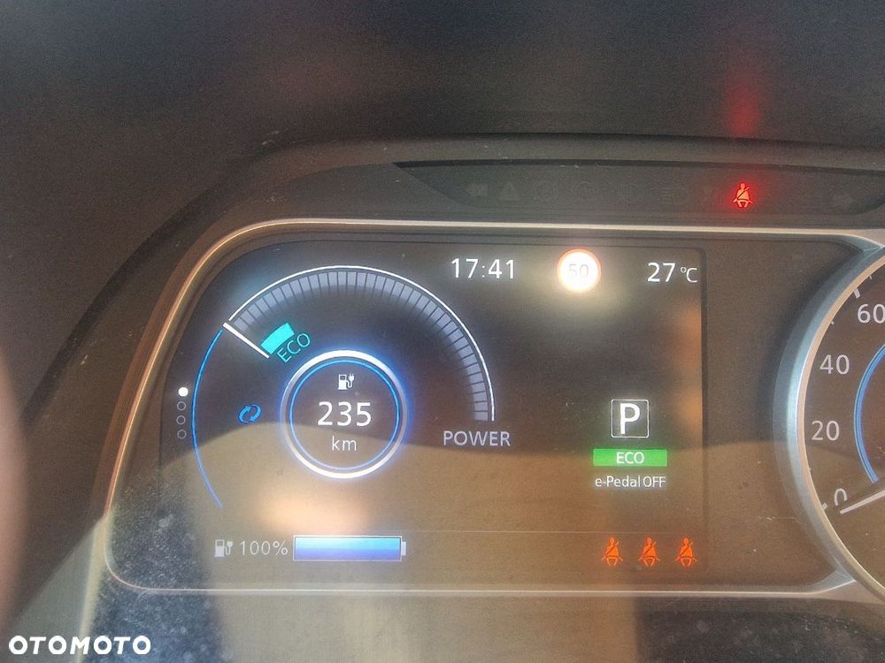Nissan Leaf 40 kWh 2.ZERO Edition - 11