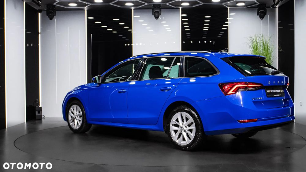 Skoda Octavia 2.0 TDI Ambition DSG - 5