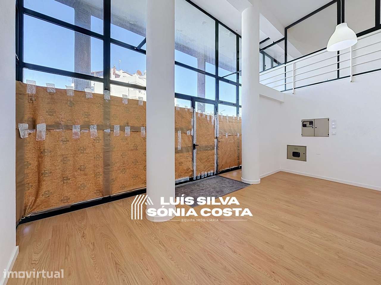 Loja para Arrendamento | 120 m2 | Terraço | Pé-Direito Duplo |... - Grande imagem: 3/26