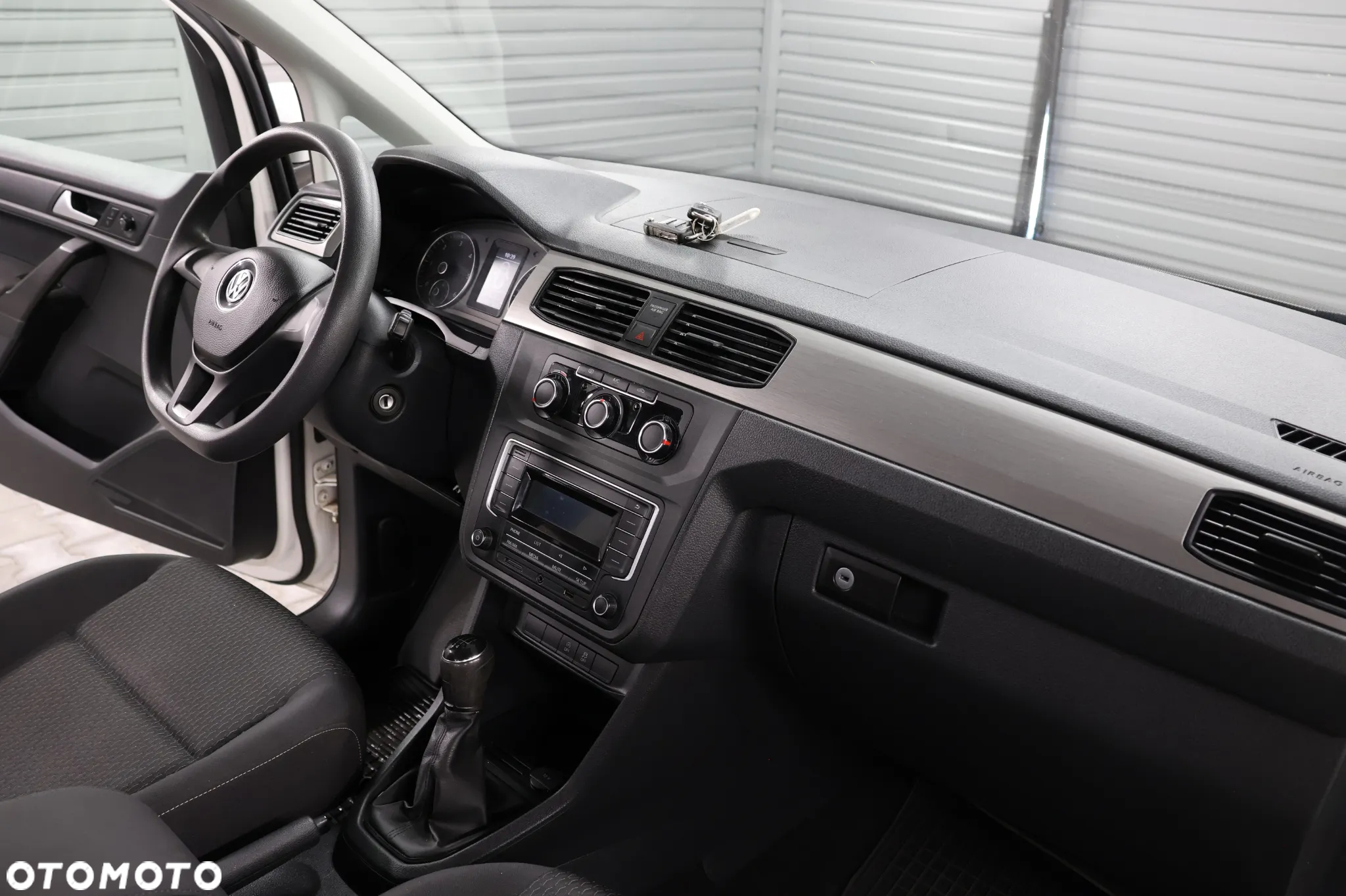 Volkswagen Caddy 2.0 TDI Comfortline - 10