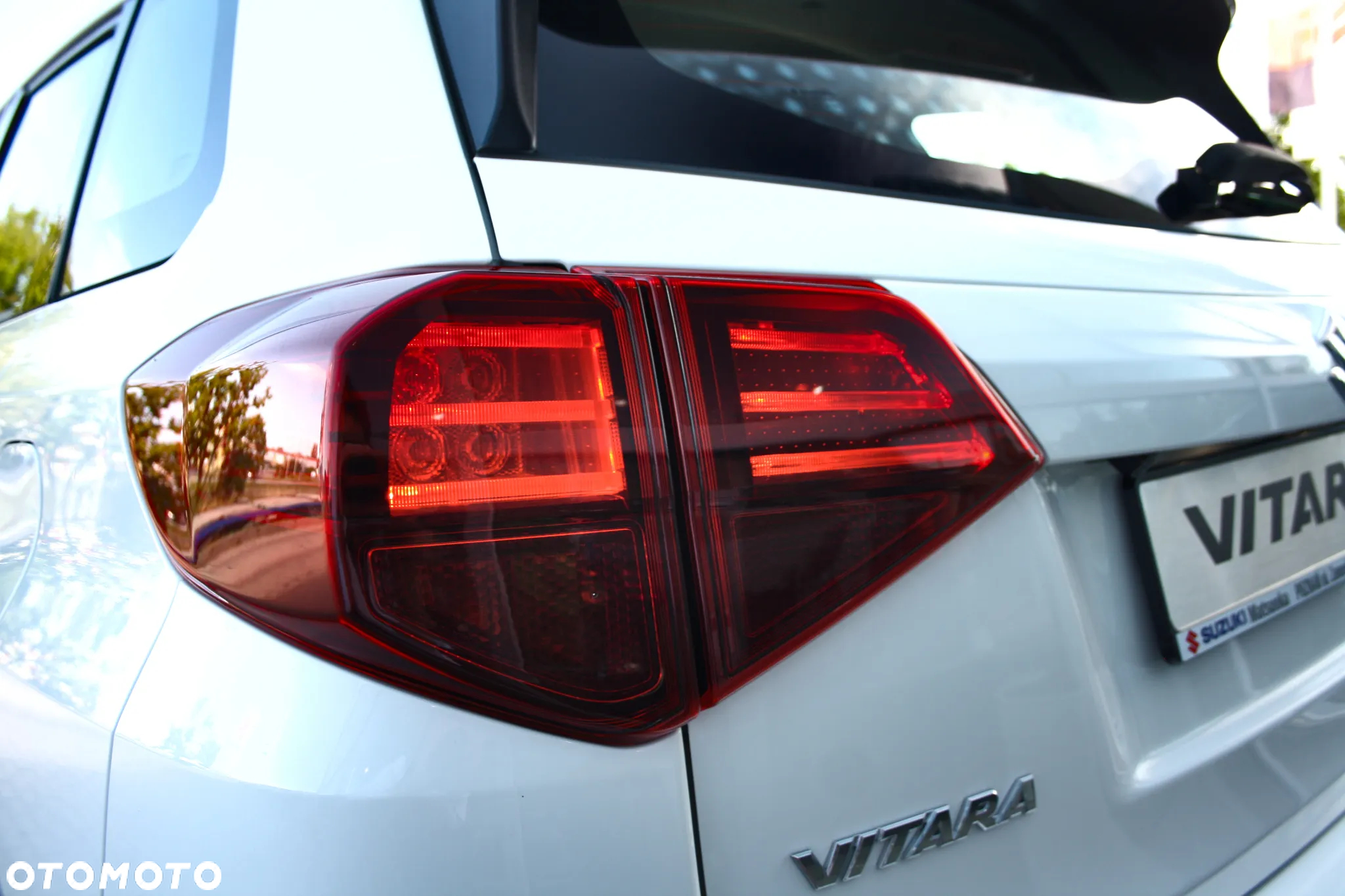 Suzuki Vitara 1.4 Boosterjet mHEV Premium 2WD - 10