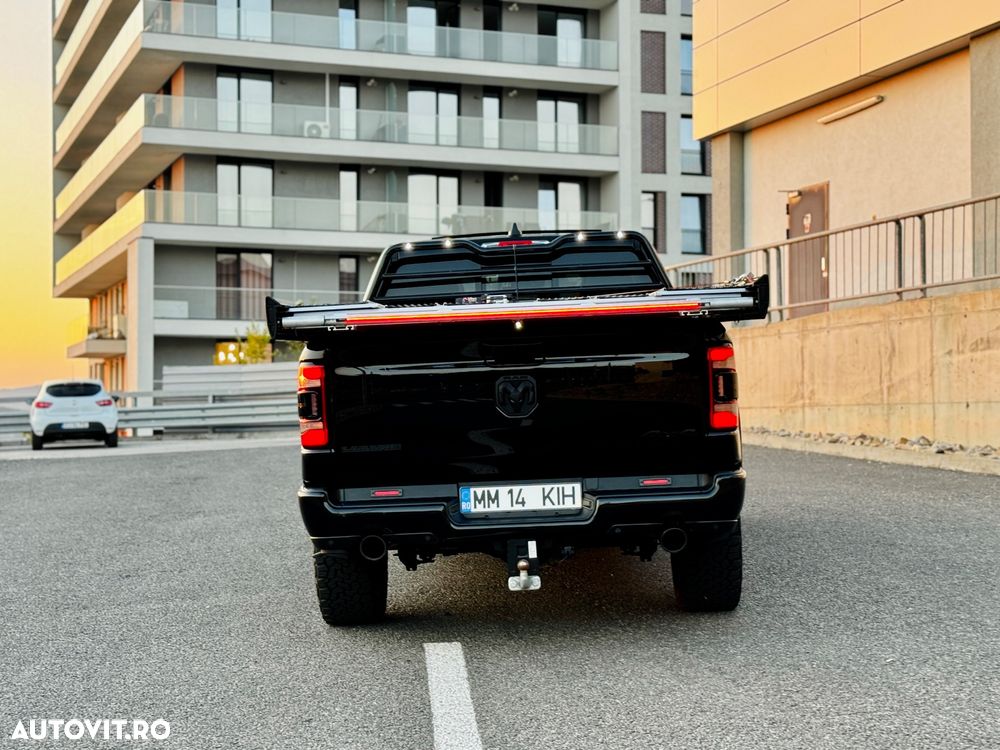 Dodge RAM - 28