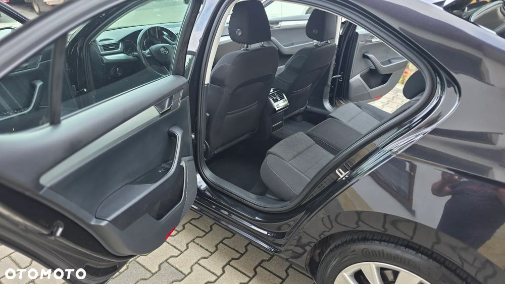 Skoda Superb 2.0 TDI Style DSG - 16