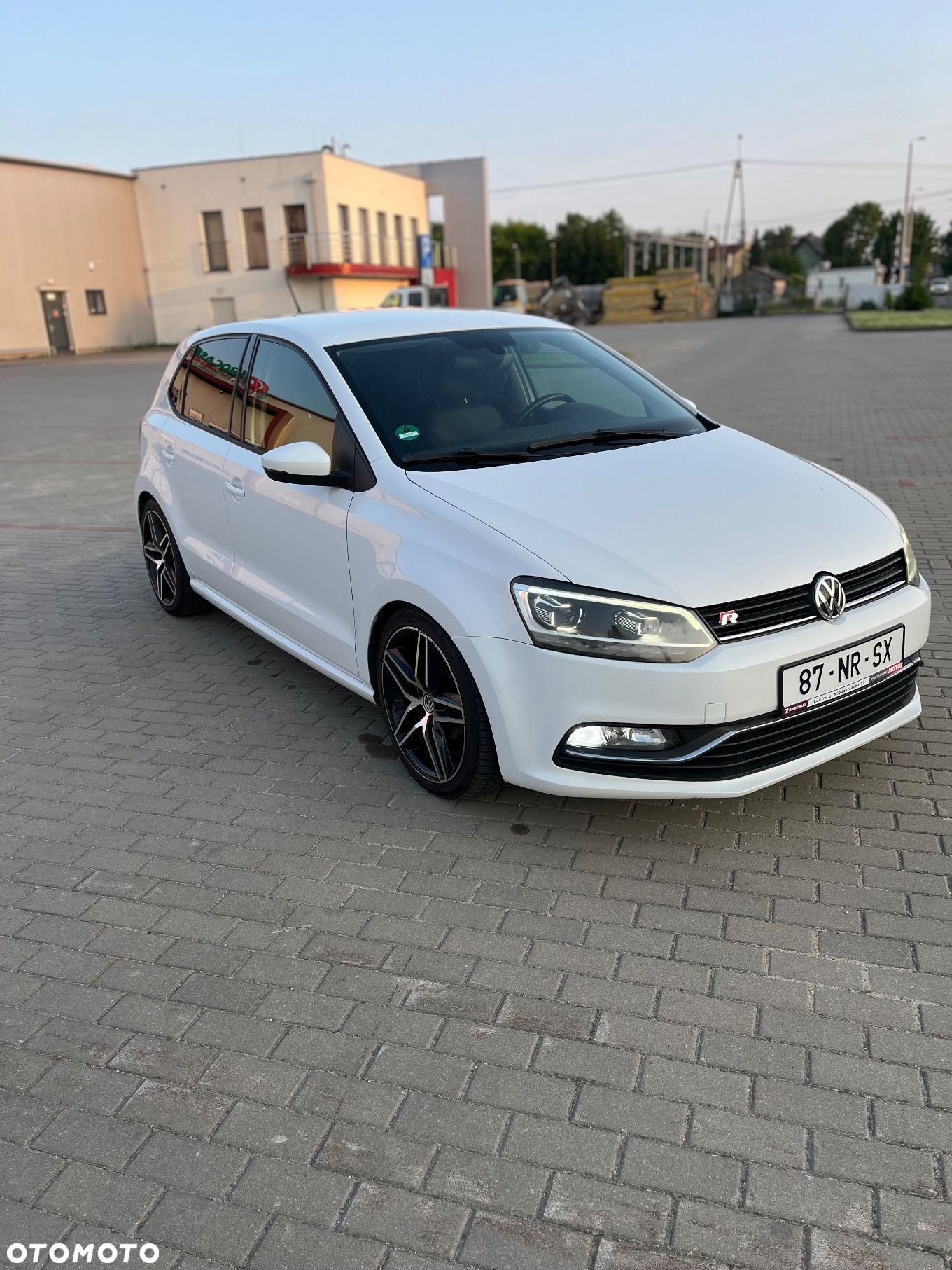 Volkswagen Polo - 1