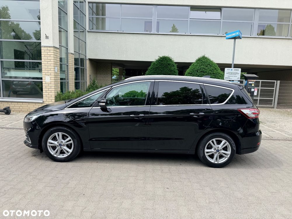 Ford S-Max - 13