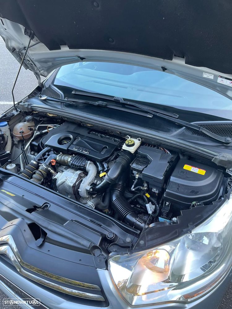 Citroën C4 1.6 e-HDi Exclusive CMP6 - 10