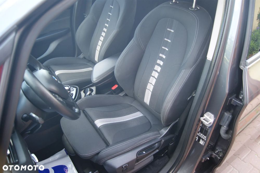 BMW Seria 2 218d GT Sport Line - 14