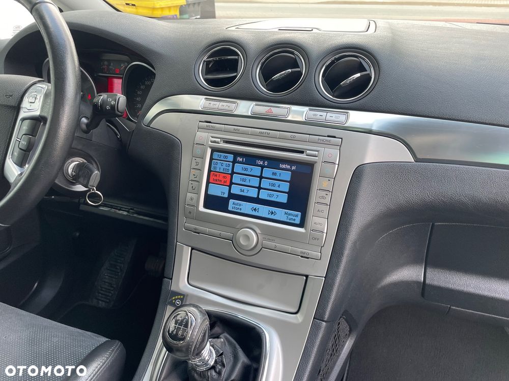 Ford S-Max - 8