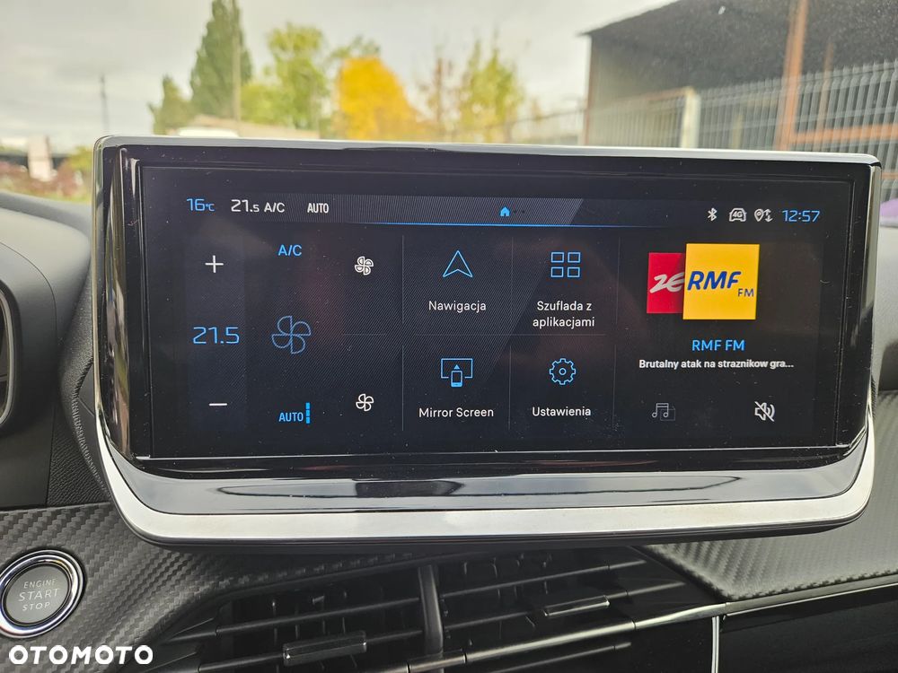 Peugeot 2008 PureTech 100 Allure - 16