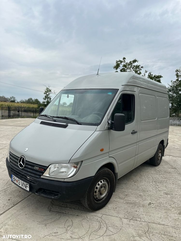 Mercedes-Benz Sprinter - 2