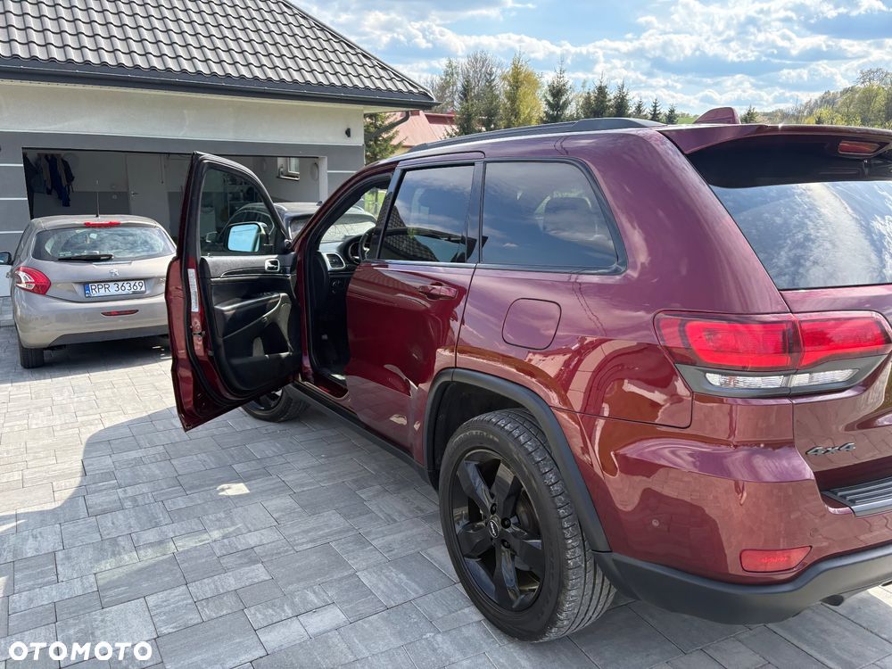 Jeep Grand Cherokee - 8