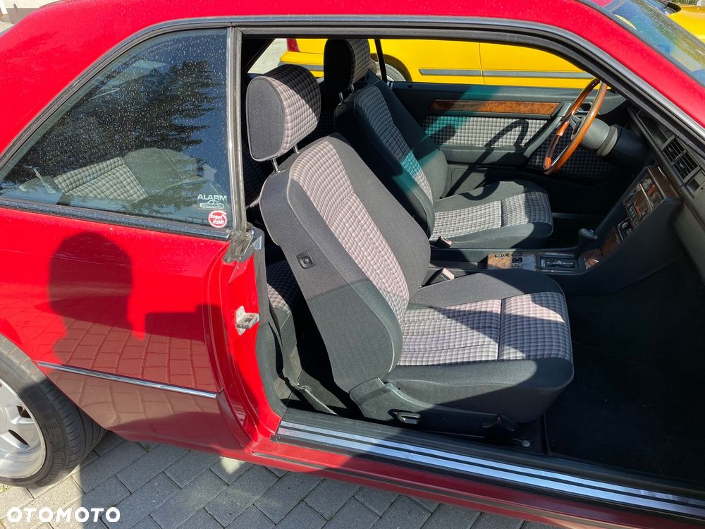 Mercedes-Benz W124 (1984-1993) - 4