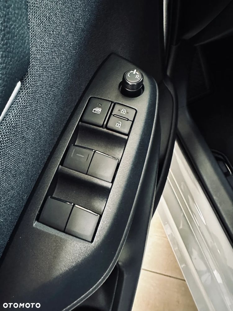 Toyota Yaris Hybrid 1.5 Style - 17