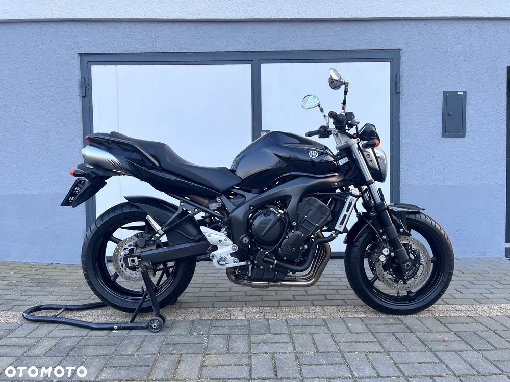 Yamaha FZ6 - 3