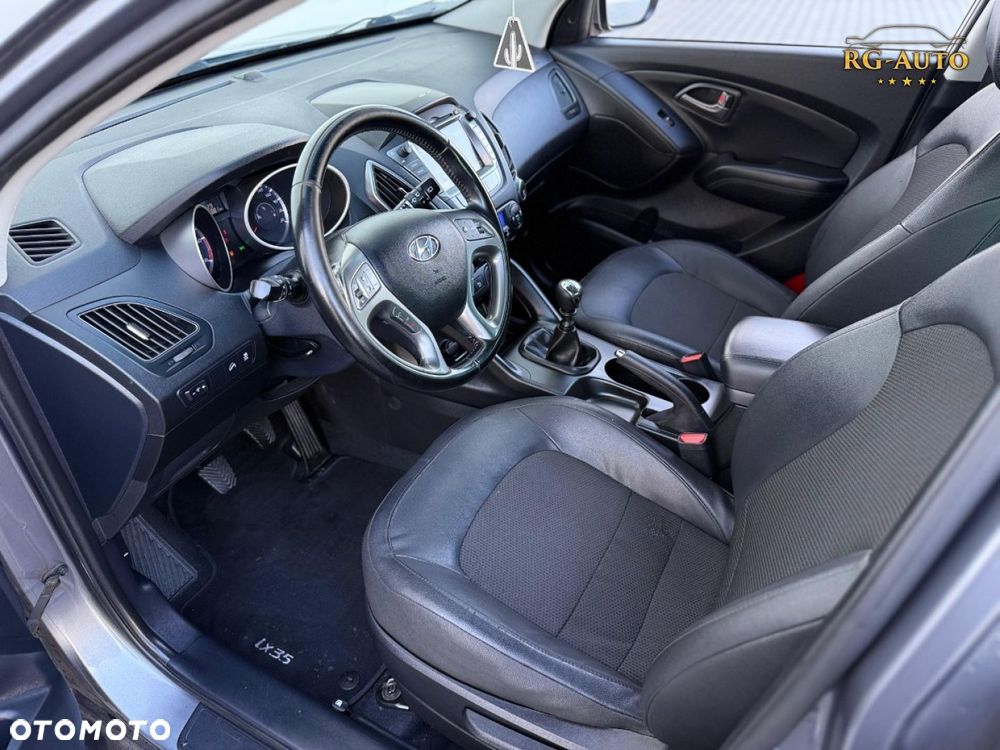 Hyundai ix35 - 40