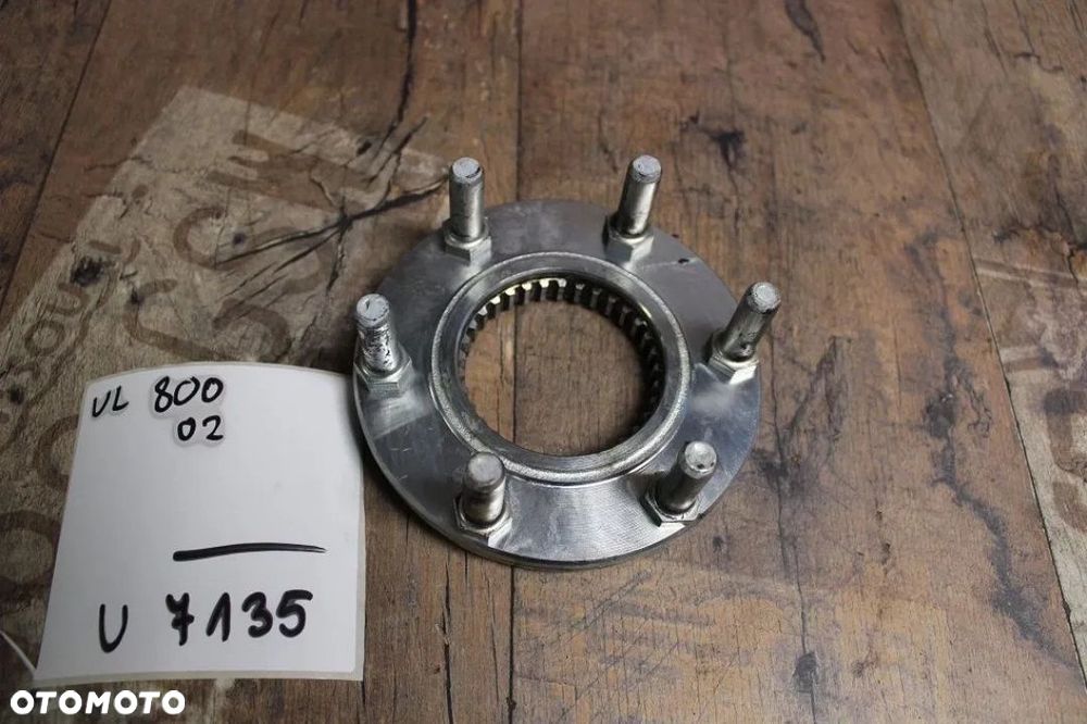 ZABIERAK WIELOKLIN KARDANA VL800 VOLUSIA C50 - 1