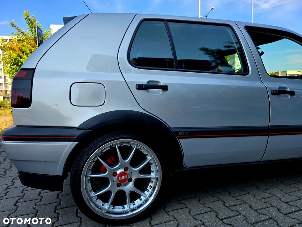 Volkswagen Golf - 19