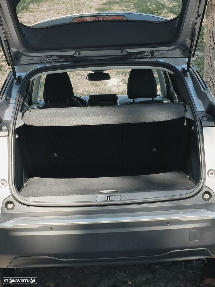 Peugeot e-2008 50 kWh Active Pack - 7