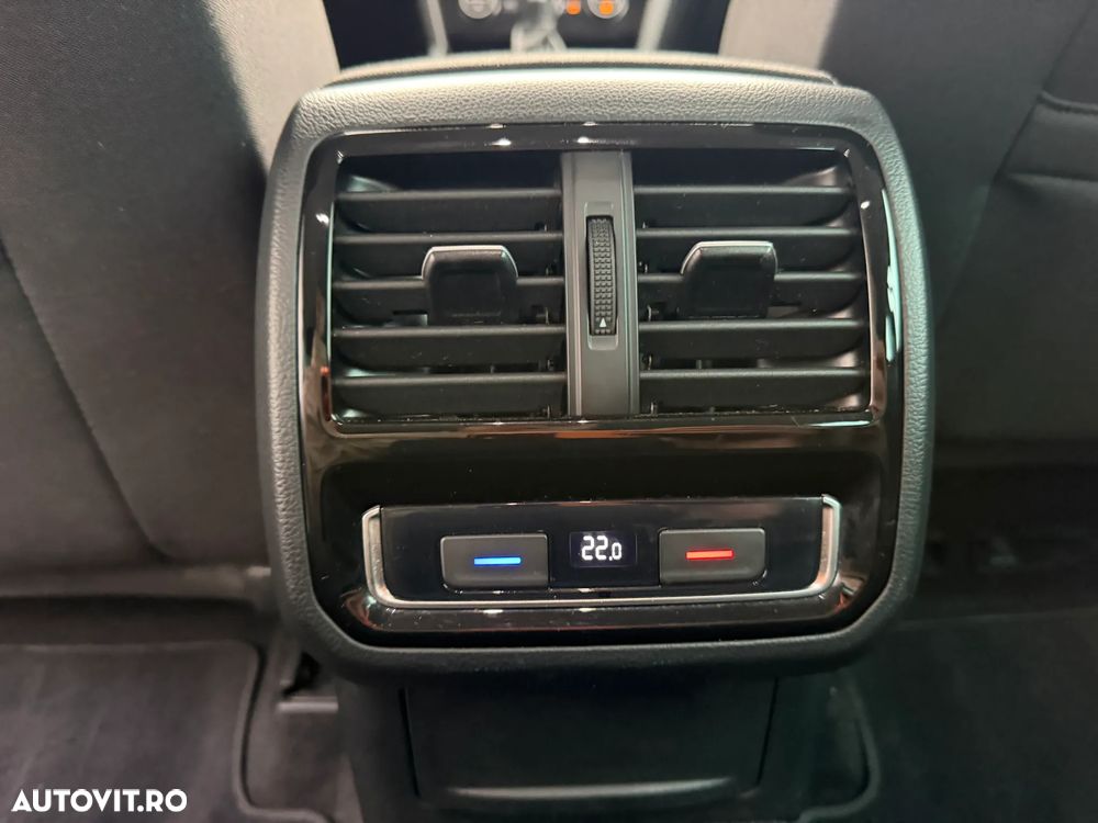 Volkswagen Passat - 19