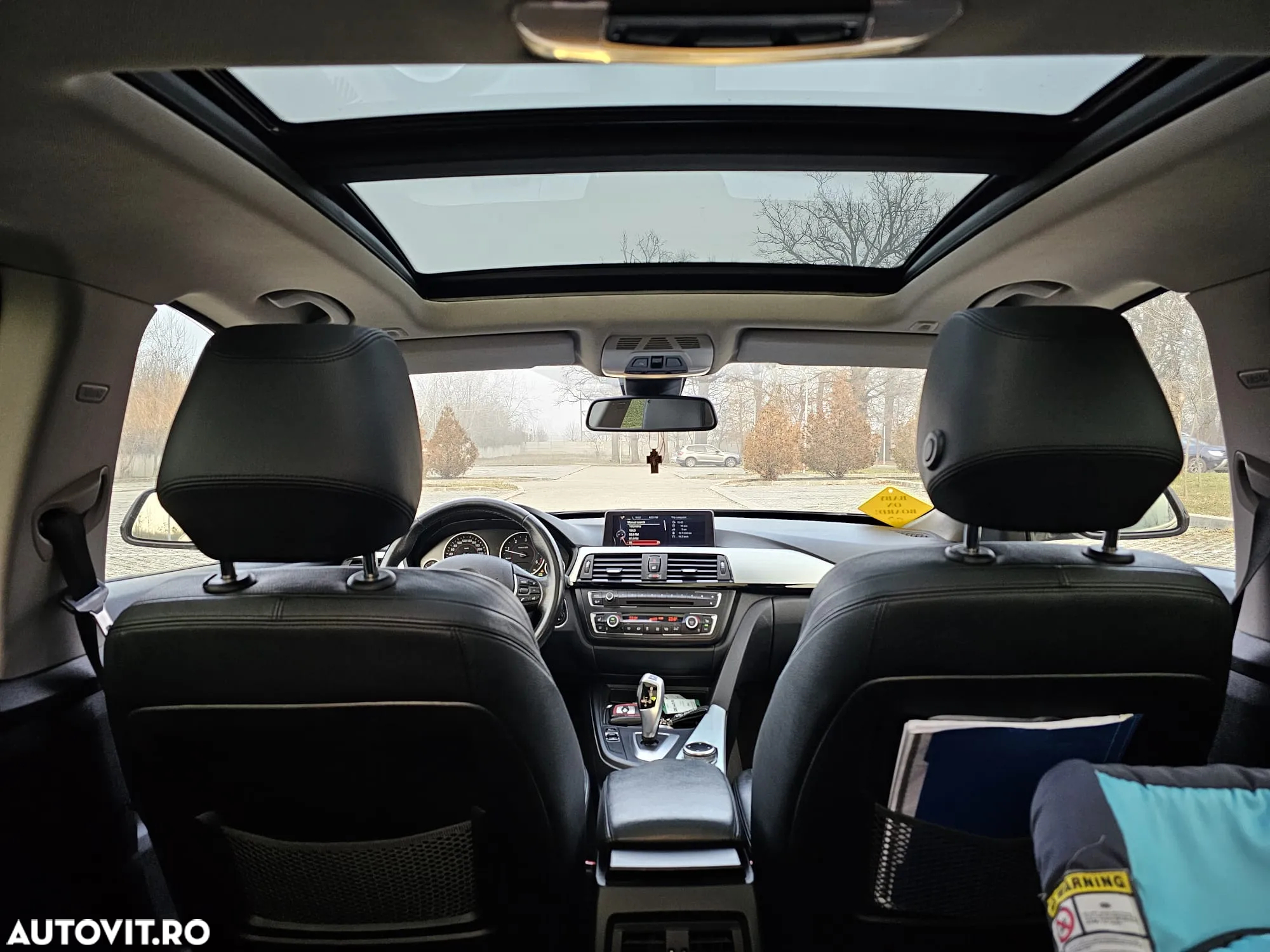 BMW Seria 3 318d Aut. Sport Line - 16