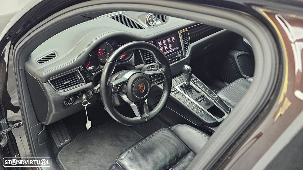 Porsche Macan S - 10
