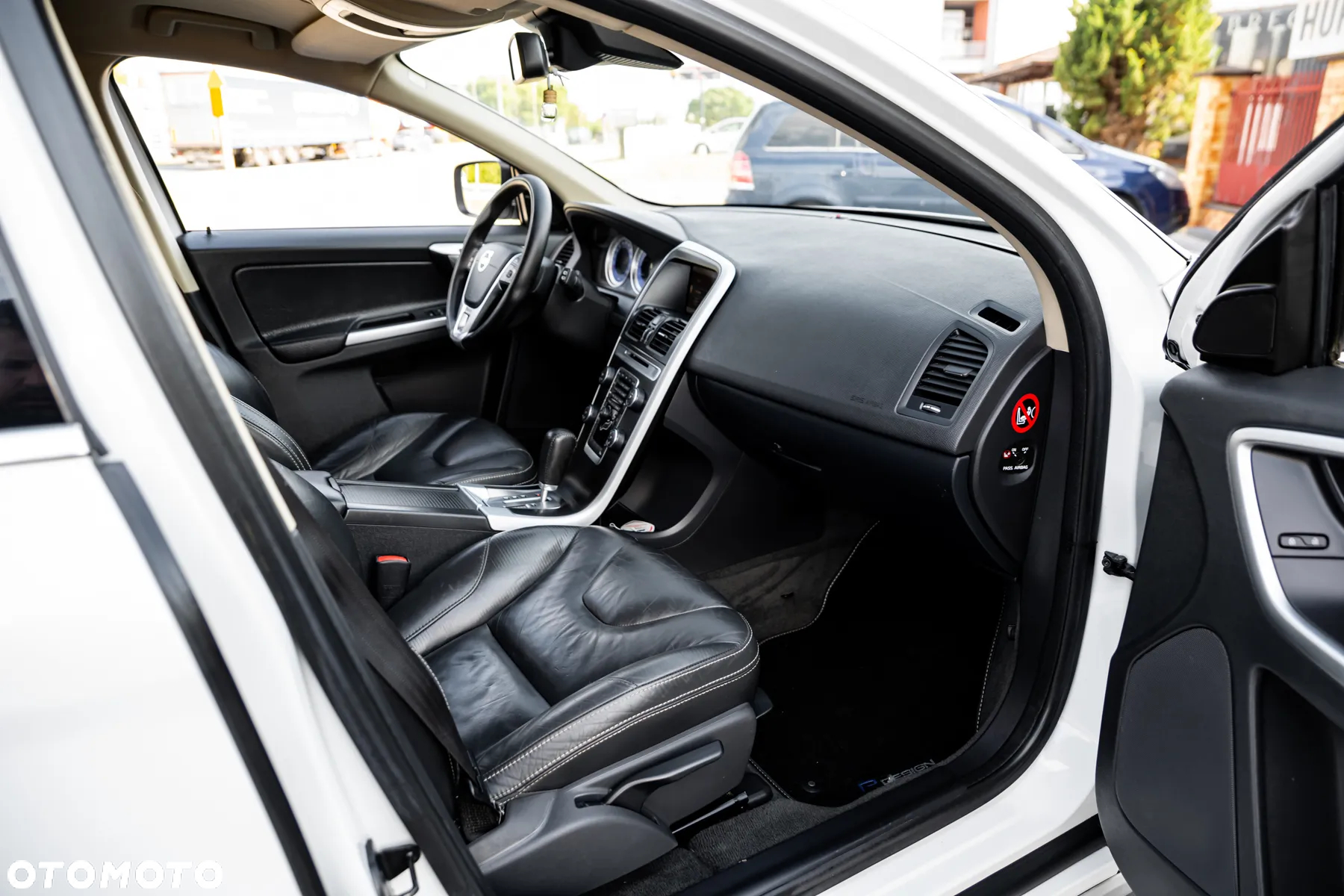 Volvo XC 60 - 25