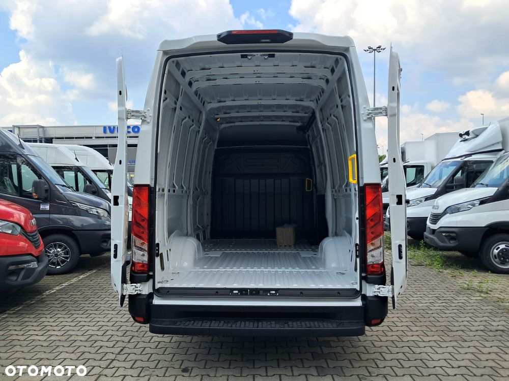 Iveco Daily 35S16BA8 V 12m3 dostępny od ręki - 17