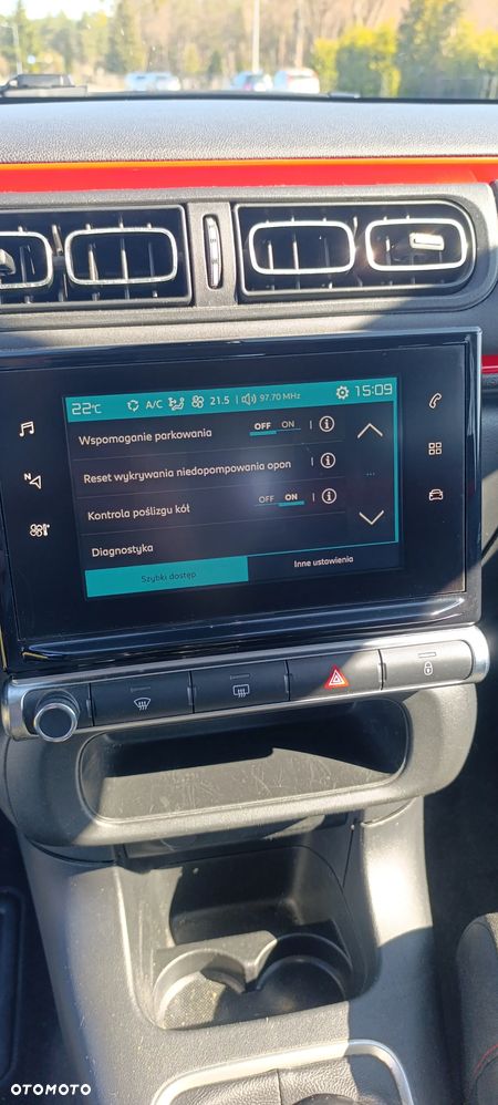 Citroën C3 Pure Tech 82 SHINE - 27