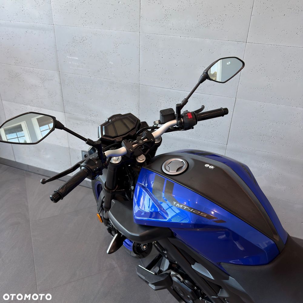 Yamaha MT - 12